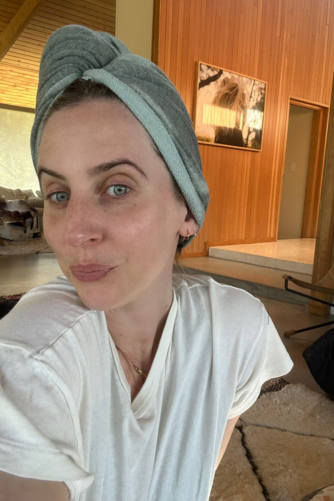 RŌZ + THE GREAT. Sweatshirt Hair Towel